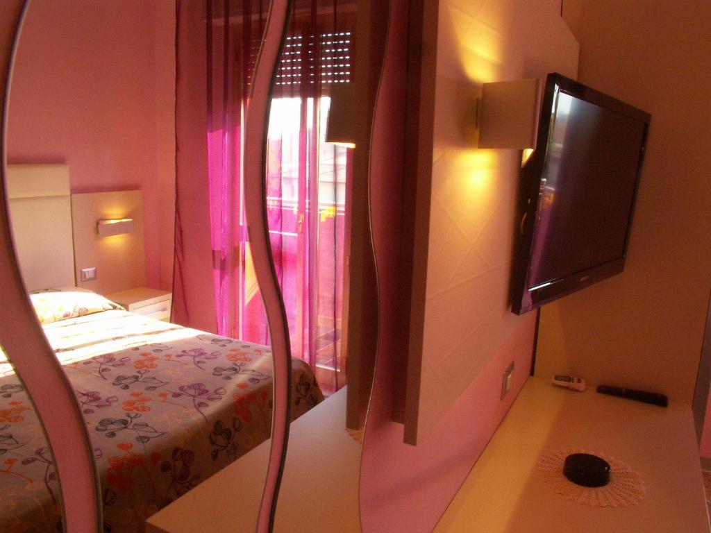 Hotel Prestigio Cesenatico Zimmer foto